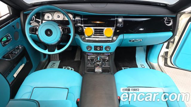 Rolls-Royce Ghost — interior