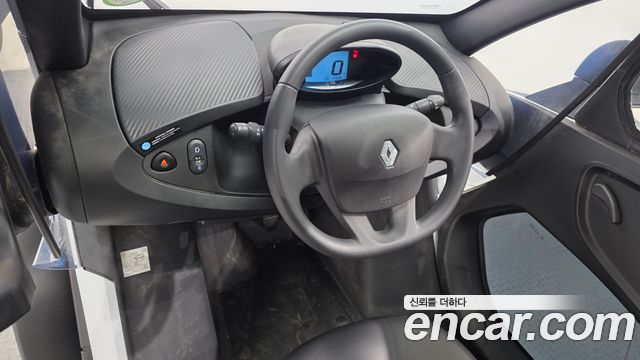 Renault Korea Twizy — interior