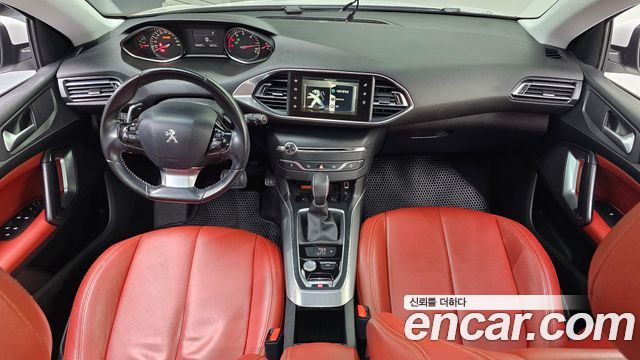 Peugeot 308 — interior