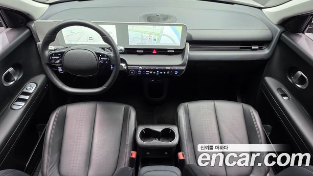Hyundai IONIQ 5 — interior