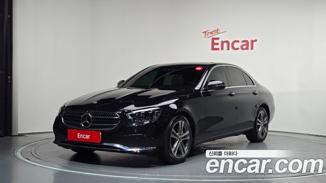 Mercedes-Benz E-Class — exterior