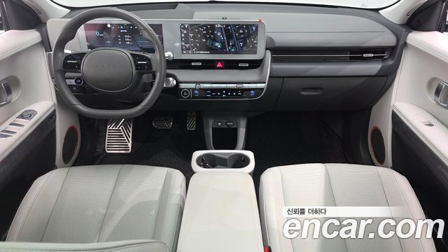 Hyundai IONIQ 5 — interior