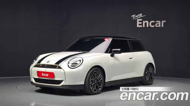 MINI Cooper — exterior