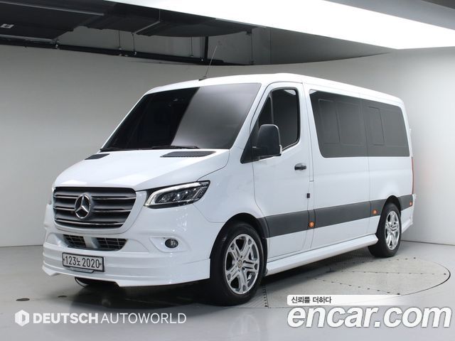 Mercedes-Benz Sprinter — exterior