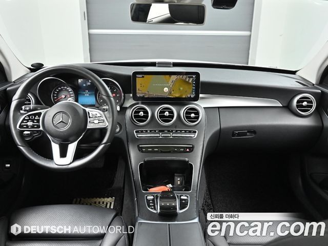 Mercedes-Benz C-Class — interior