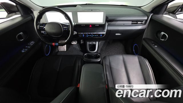 Hyundai IONIQ 5 — interior