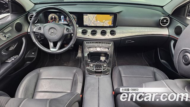 Mercedes-Benz E-Class — interior