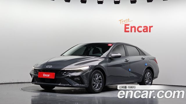 Hyundai Avante — exterior