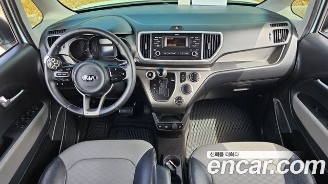 Kia Ray — interior