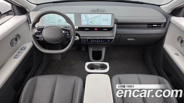 Hyundai IONIQ 5 — interior