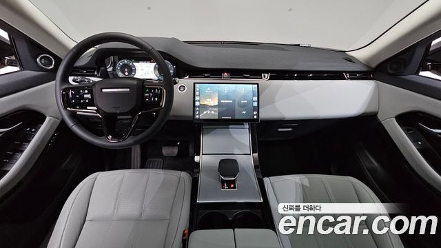 Land Rover Range Rover Evoque — interior