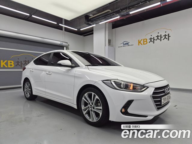 Hyundai Avante — exterior