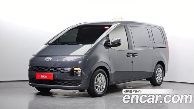 Hyundai Staria — exterior