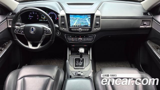 KG Mobility Rexton — interior