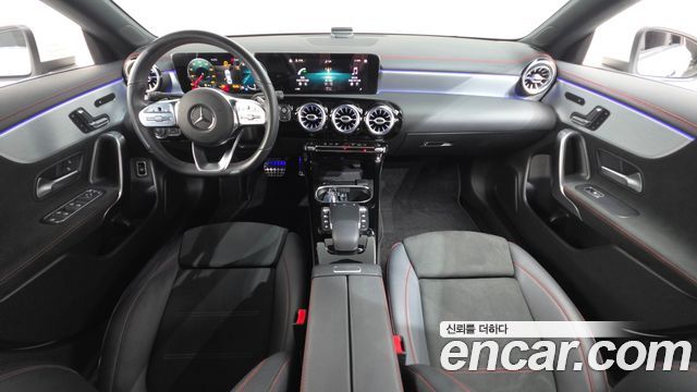 Mercedes-Benz CLA-Class — interior