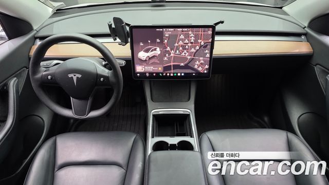 Tesla Model Y — interior