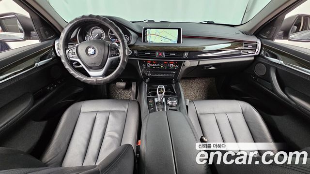 BMW X6 — interior
