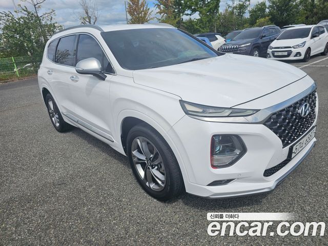 Hyundai Santa Fe — exterior