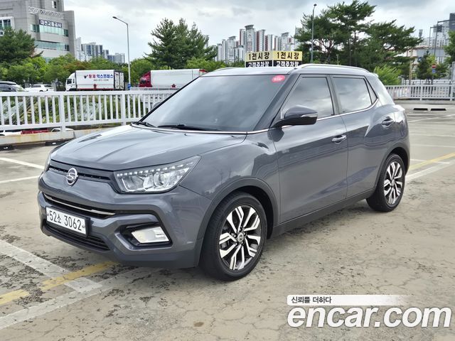 KG Mobility Tivoli — exterior