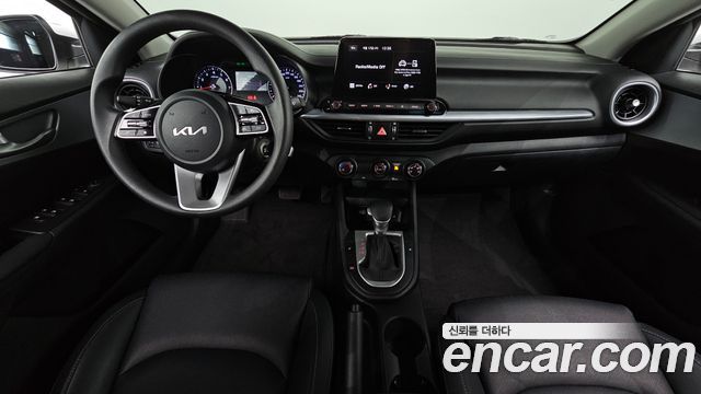 Kia K3 — interior
