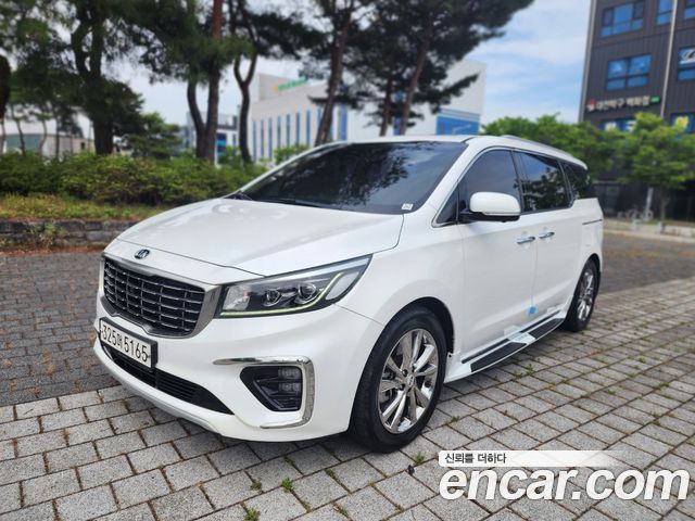 Kia Carnival — exterior