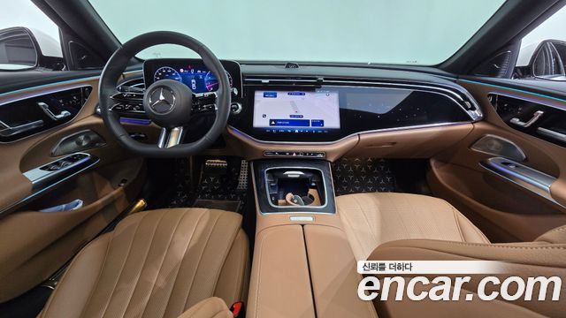 Mercedes-Benz E-Class — interior