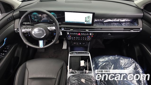 Hyundai Tucson — interior