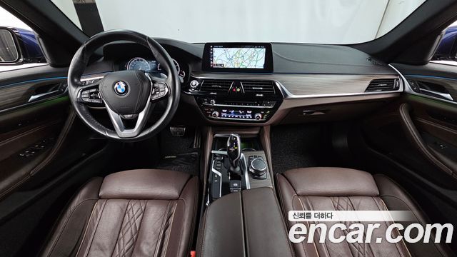 BMW 5 Series — interior