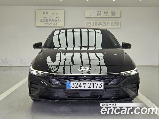 Hyundai Avante — exterior