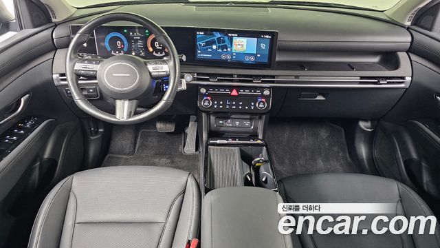 Hyundai Tucson — interior
