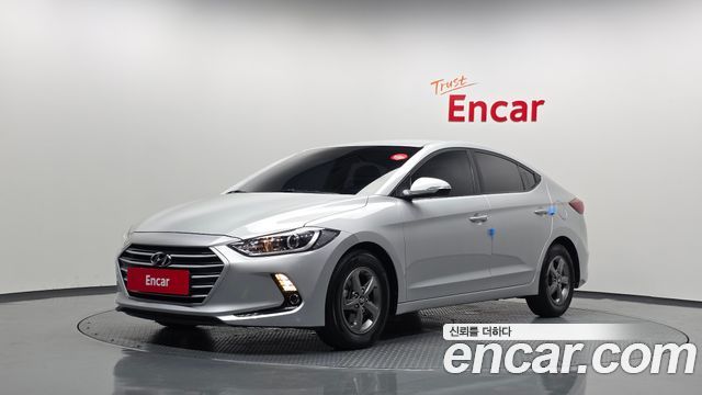 Hyundai Avante — exterior
