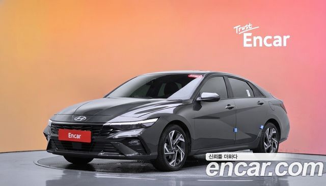 Hyundai Avante — exterior