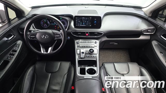 Hyundai Santa Fe — interior