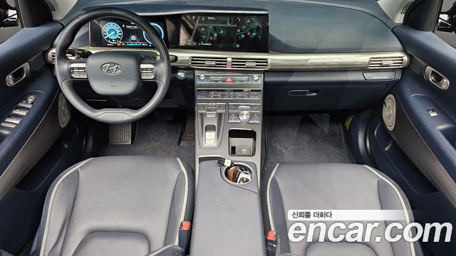 Hyundai Nexo — interior