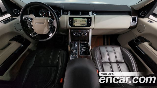 Land Rover Range Rover — interior