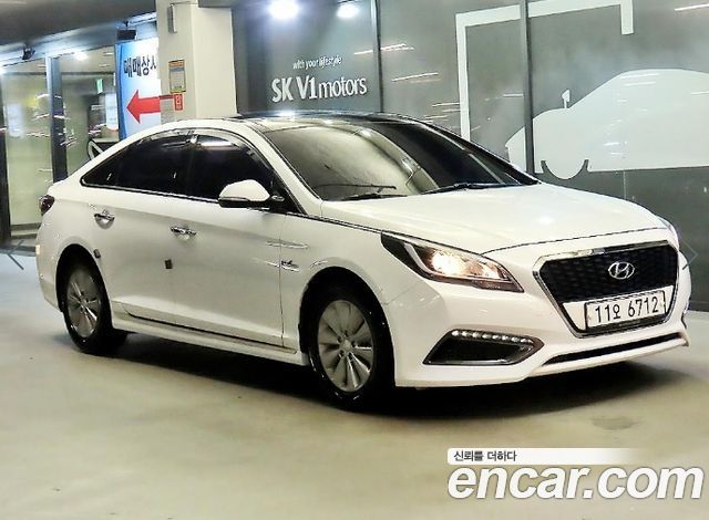 Hyundai Sonata — exterior