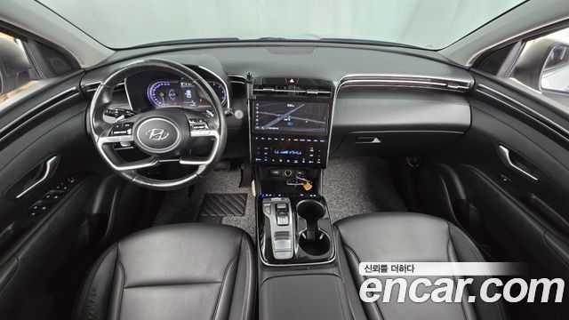 Hyundai Tucson — interior