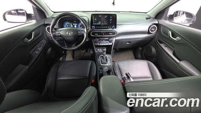 Hyundai Kona — interior