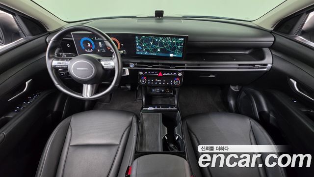 Hyundai Tucson — interior