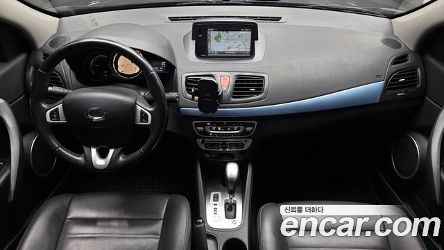 Renault Korea SM3 — interior