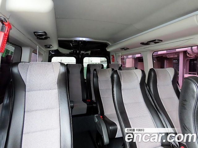 Renault Korea Master — interior