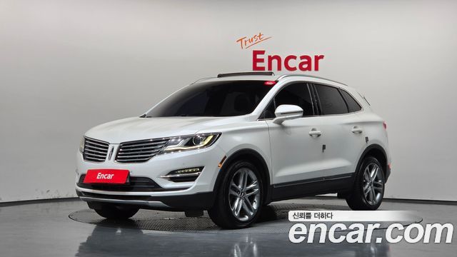 Lincoln MKC — exterior