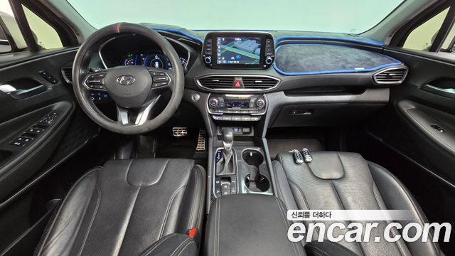 Hyundai Santa Fe — interior