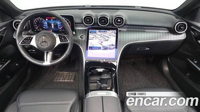 Mercedes-Benz C-Class — interior