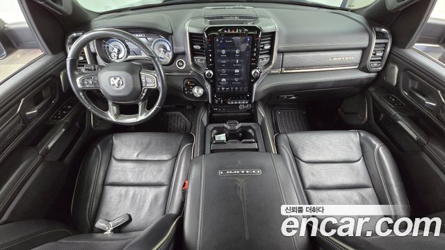 Dodge Ram Pickup — interior