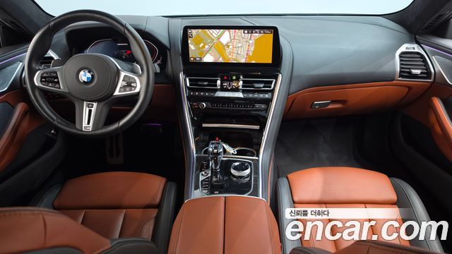 BMW 8 Series — interior