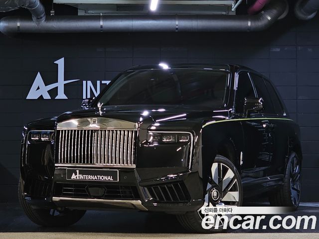 Rolls-Royce Cullinan — exterior