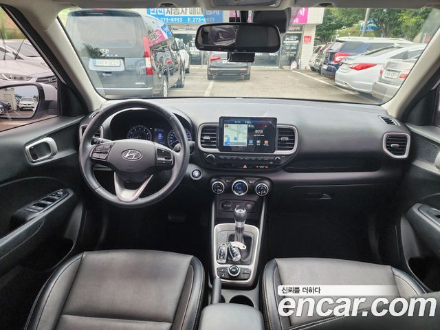 Hyundai Venue — interior