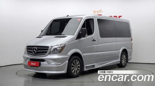 Mercedes-Benz Sprinter — exterior