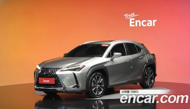 Lexus UX — exterior